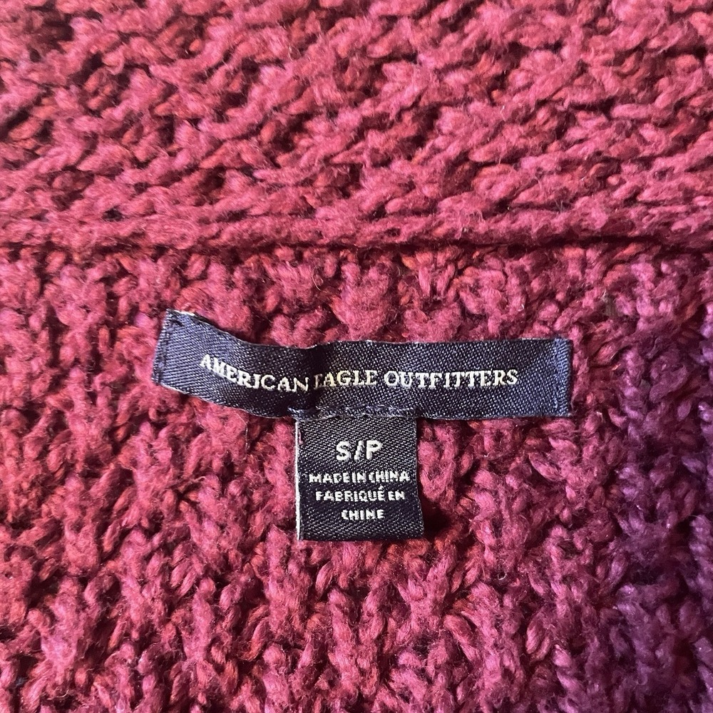 American Eagle Sweater Womens Small Burgundy Cowl Neck Textured Knit Pullover - Picture 3 of 9